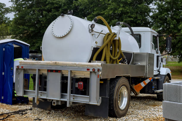 Portable Toilet Options We Offer in Belle Plaine, MN